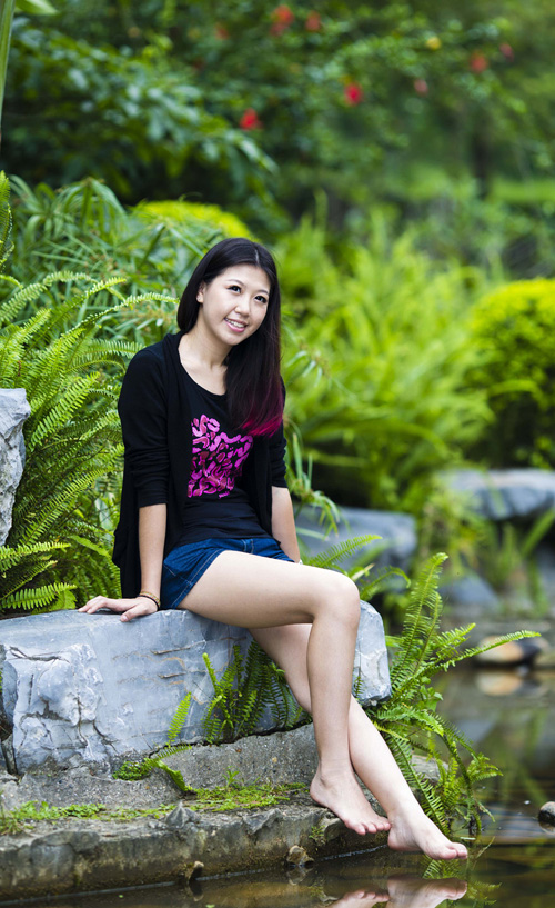 Photoshop打造甜美的橙红色秋季外景人物 全福编程网