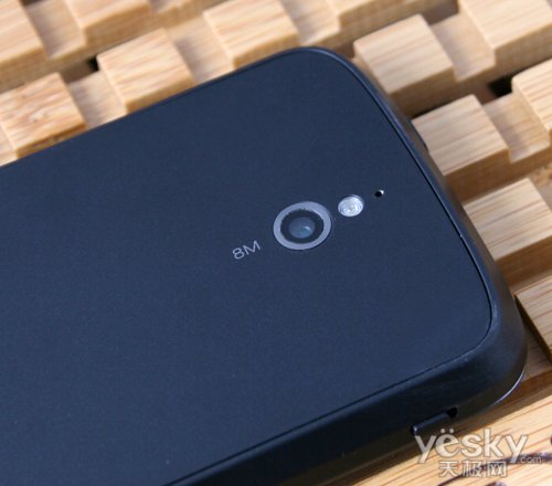 Android双网5吋旗舰酷派9930评测
