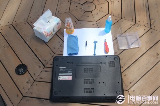 夏季如何为电脑散热     笔记本清理灰尘图文教程